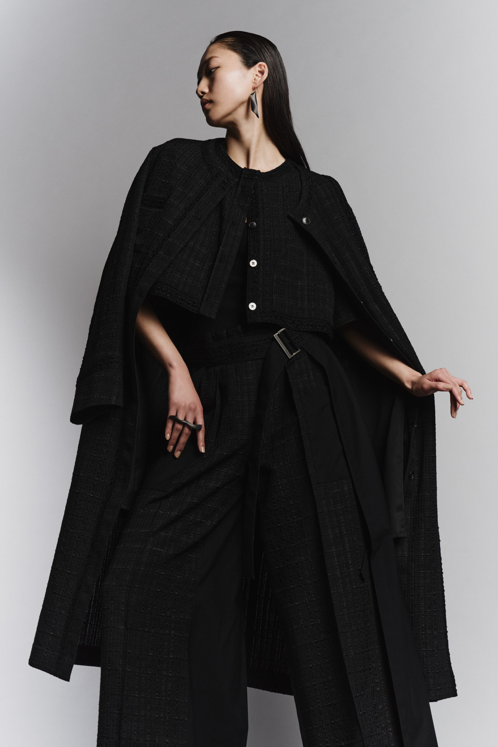 美品✨ 伊太利屋 黒 ケープコート ブラック ドレープ 毛100% マント  